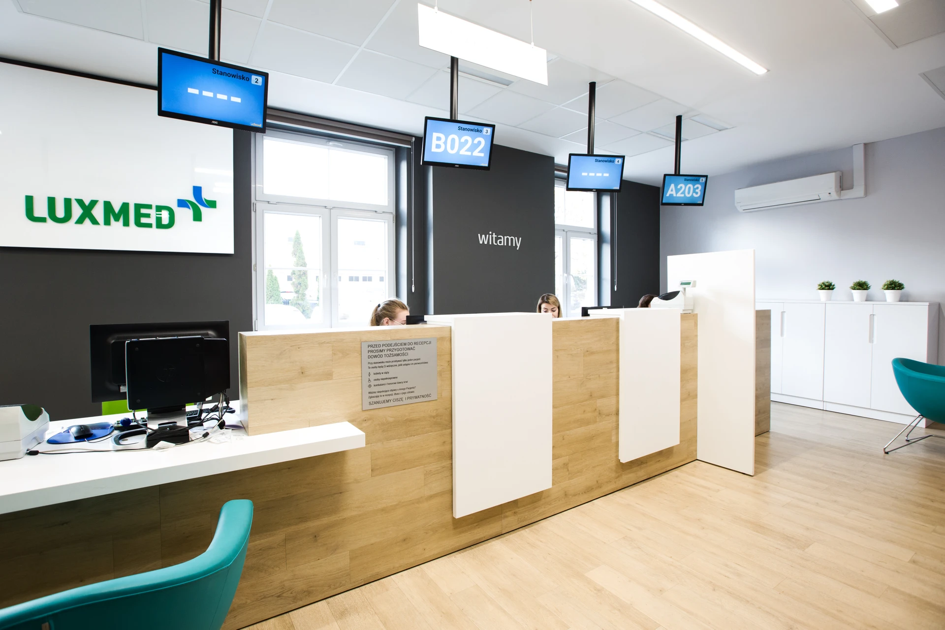 LUX MED Al. Zwycięstwa 49, Gdańsk.jpg