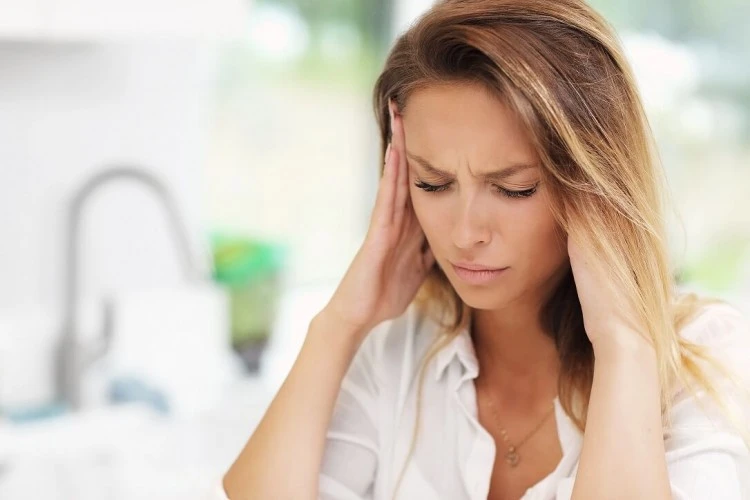  Ból głowy od kręgosłupa – leczenie i zalecane badania