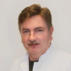 Dr n. med. Krzysztof Nowosad