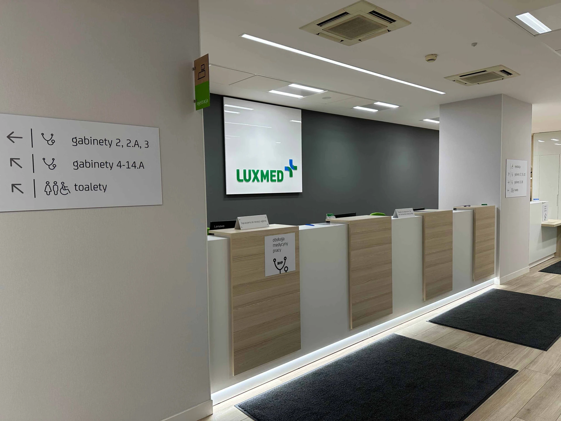 LUX MED ul. Bobrowiecka 1, 00-728 Warszawa (1).jpg