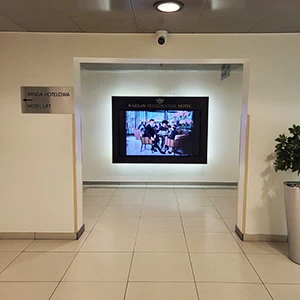 LXS Al. Stanow Zjednoczonych 65_79_Garaz.jpg