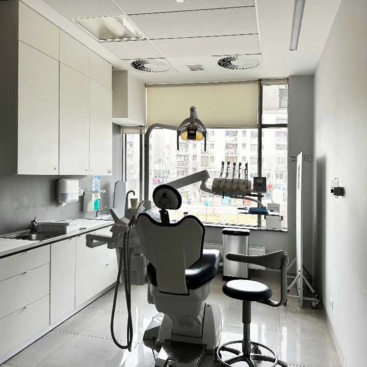 LXS Al. Stanow Zjednoczonych 72_Gabinet.jpg