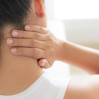 Rezonans magnetyczny szyi