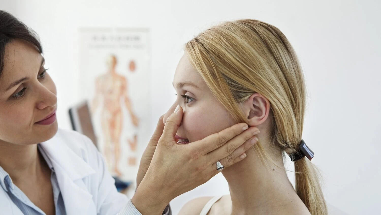 Operacja nosa – na czym polega?