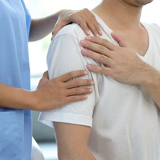 Tomografia komputerowa ramienia