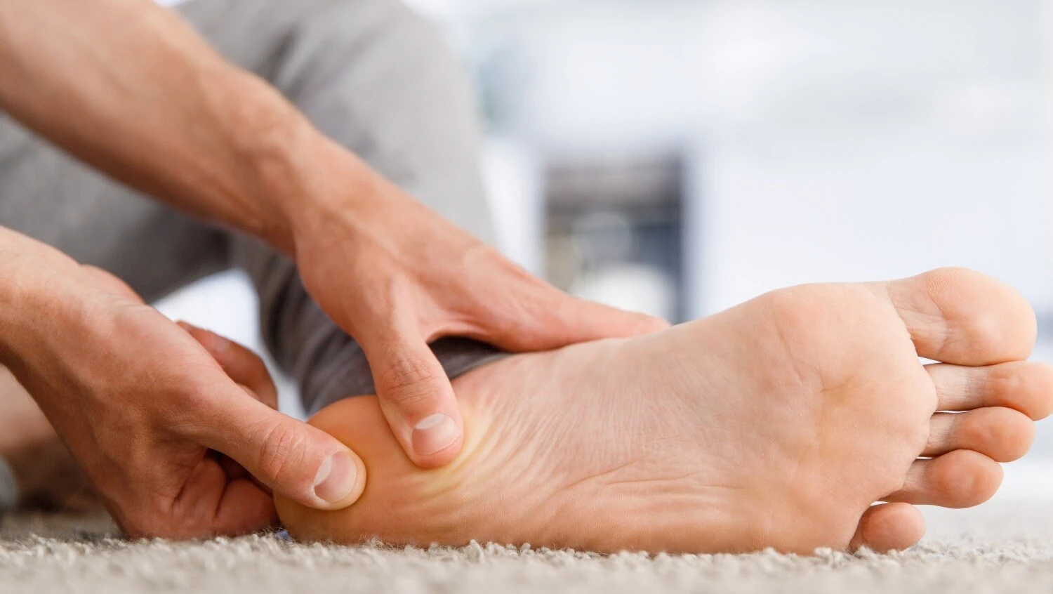 Zapalenie rozcięgna podeszwowego.jpg