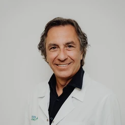 Dr n. med. Karol Chakkour